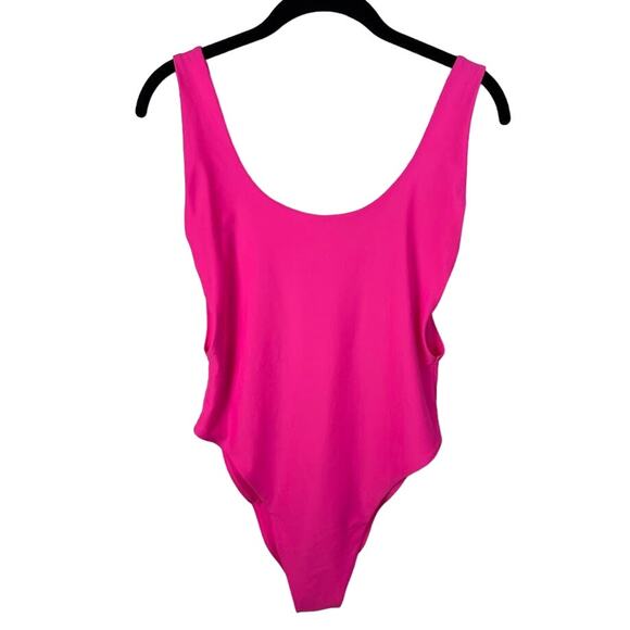 Hot Pink One Piece Swimsuit Womens Medium Low Open Back Cheeky Bathing Suit - Picture 1 of 12